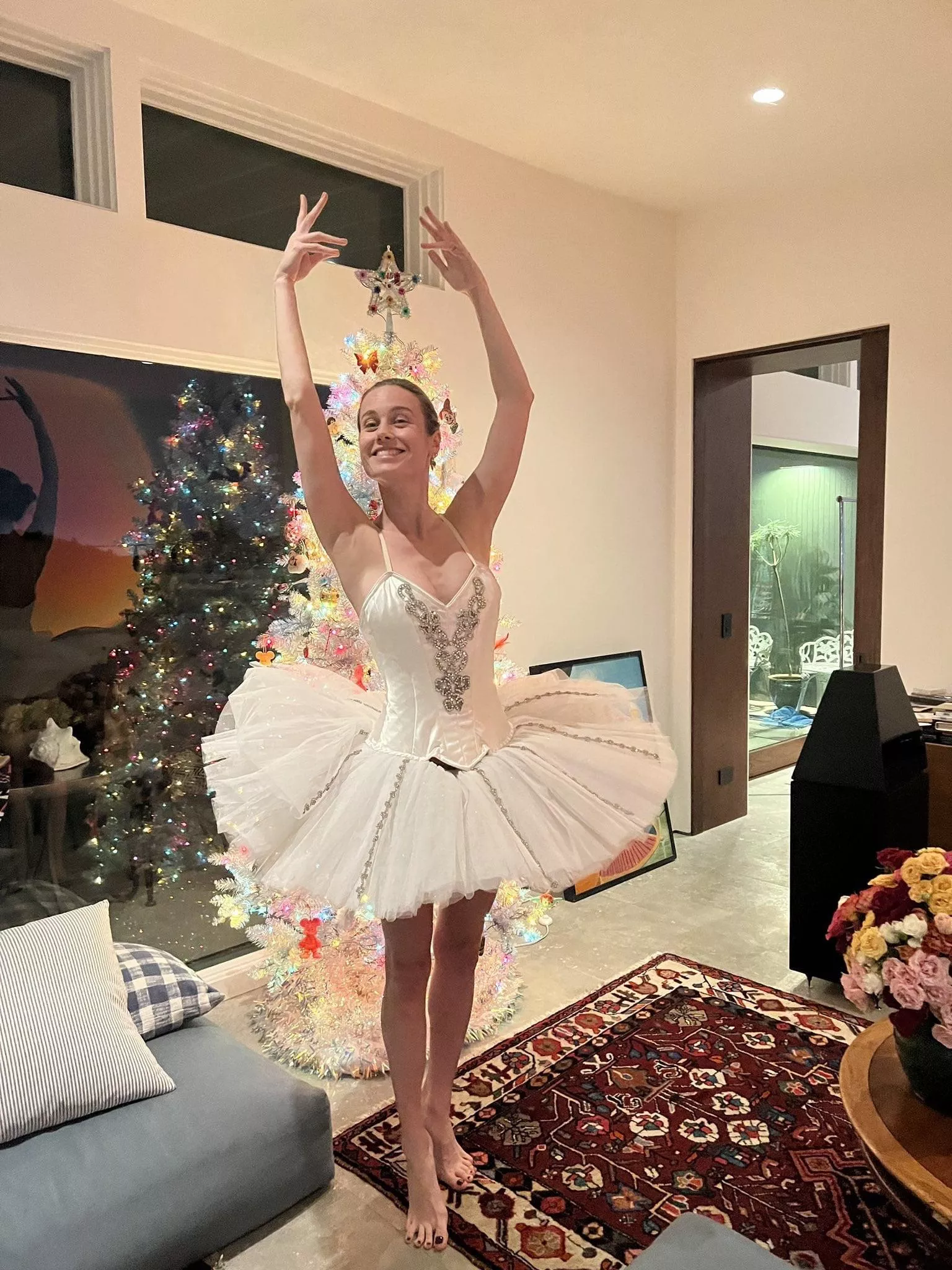 I can’t be the only one who feels the need to be bi for Brie Larson posted by asl2900