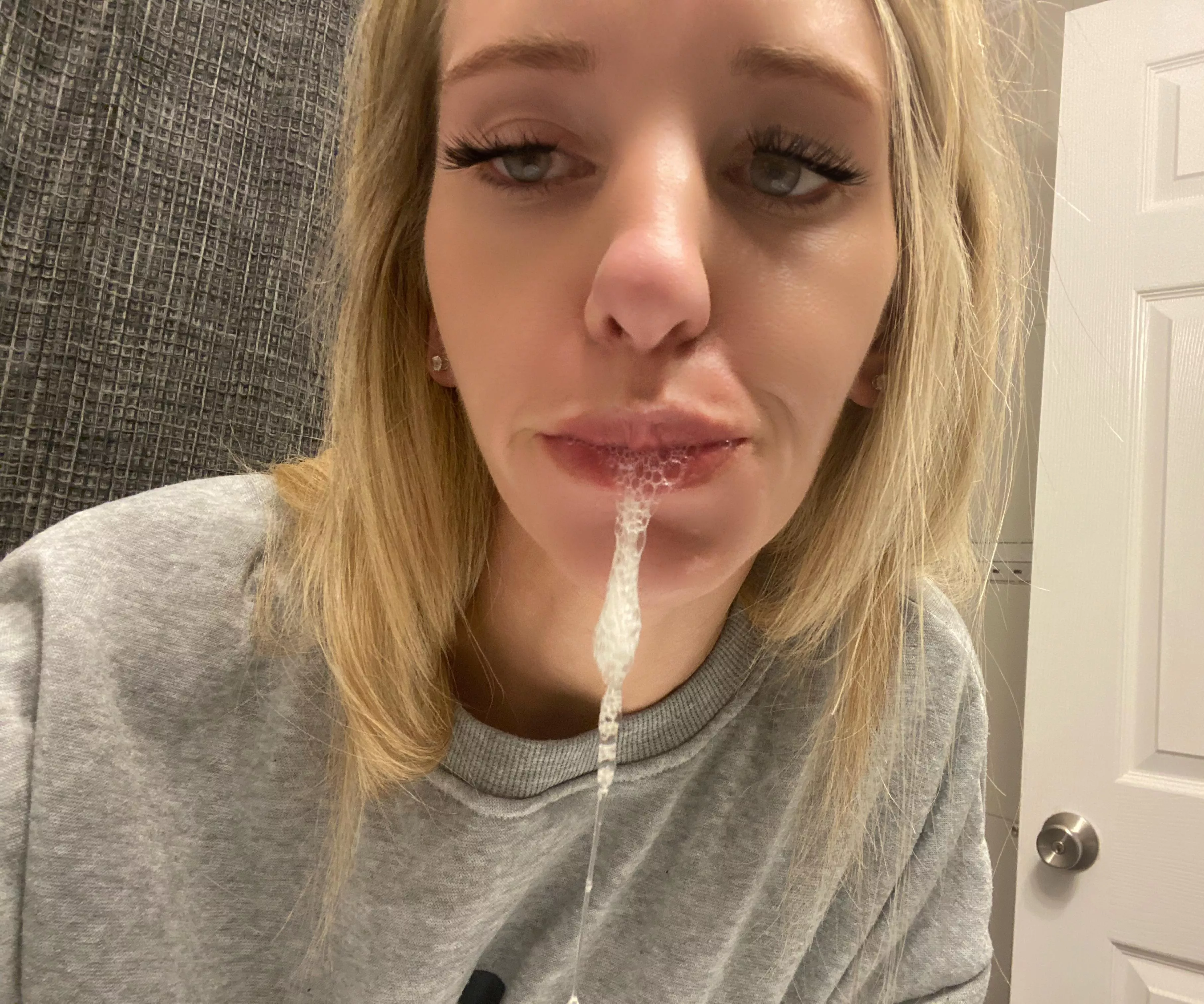 I have such a sloppy present for you [oc] posted by PantiePrincess300