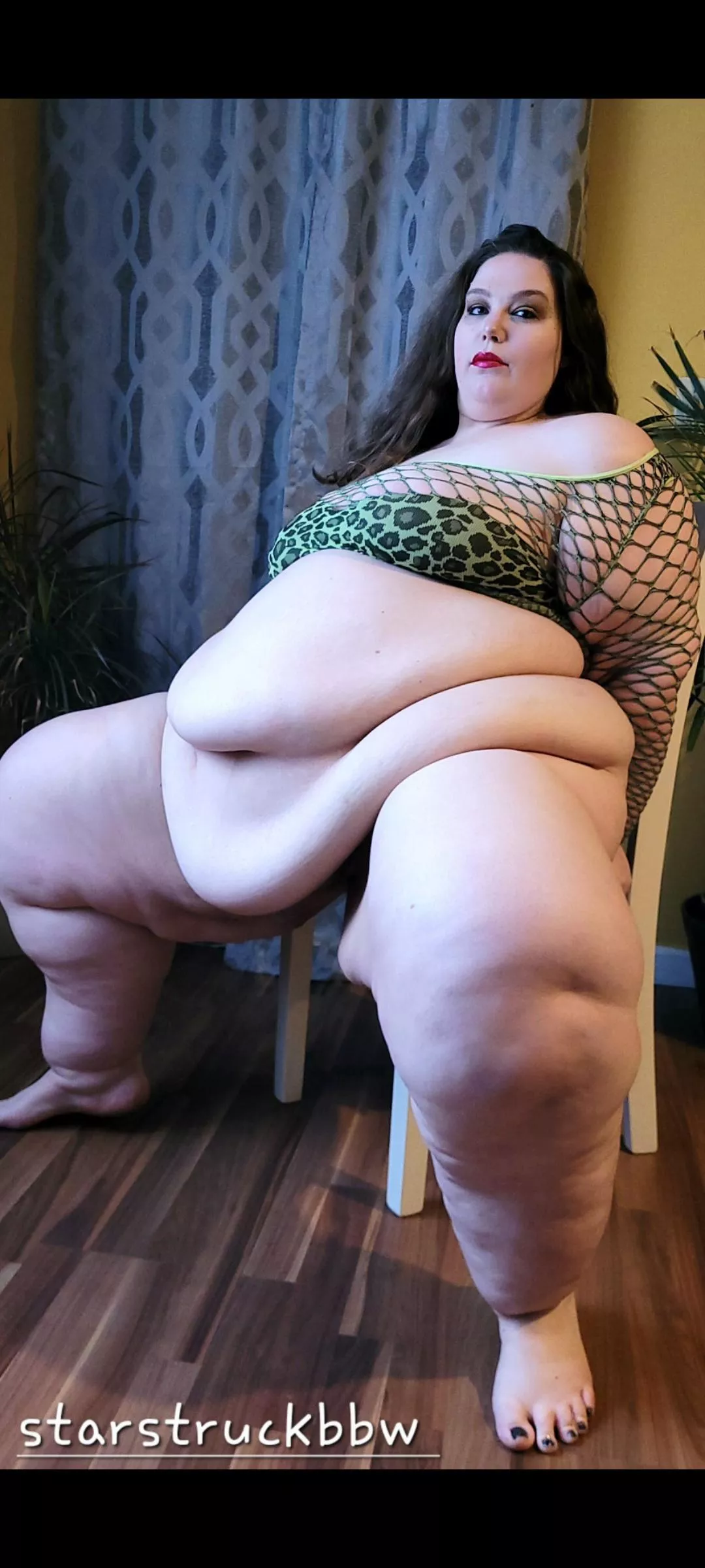 is my double belly too heavy for you? posted by starstruckbbw