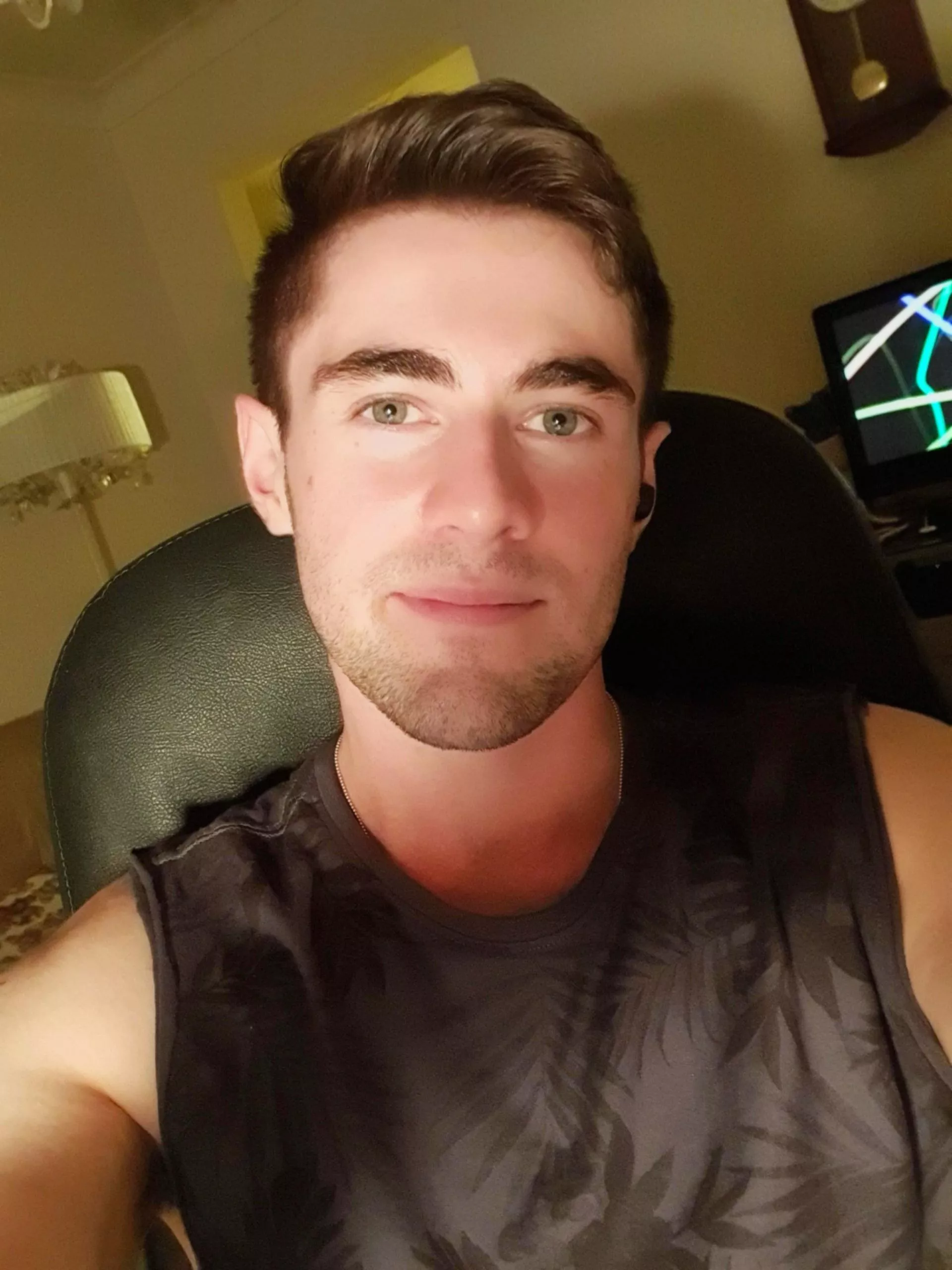 Just got off work, feeling pretty good today. posted by SaikiYAY