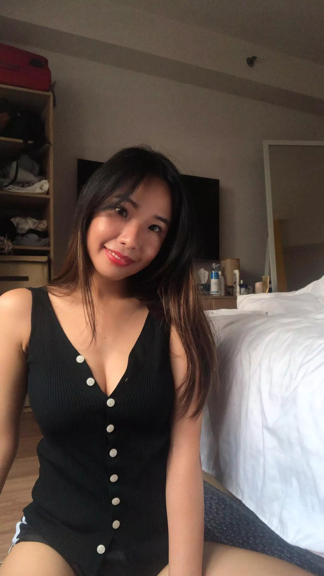 Just waiting for the weekend [f] posted by troughawee