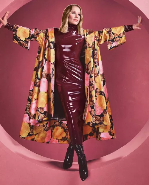 Kristen Bell by stockingsaretrue