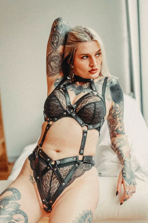 Let me know if its smash or pass 😈 by gbsolera