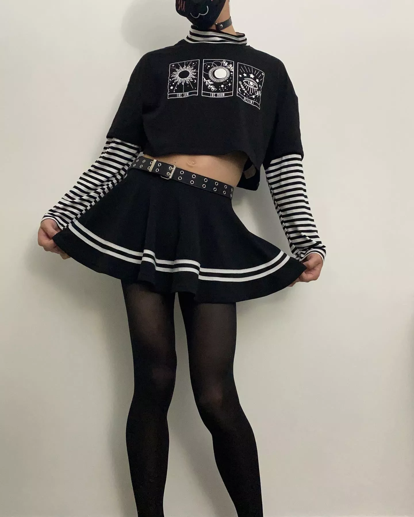 Monochrome fit (with a lil extra tum) posted by femboy_arty