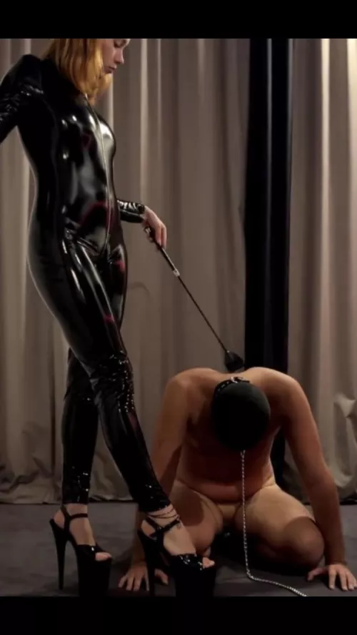 My keyholder (22F) keeps me (26M) locked 24/7 since November 2021. Ask me anything you want, I’ll answer your curiosities and questions! by ChastitySlav3Add1ct