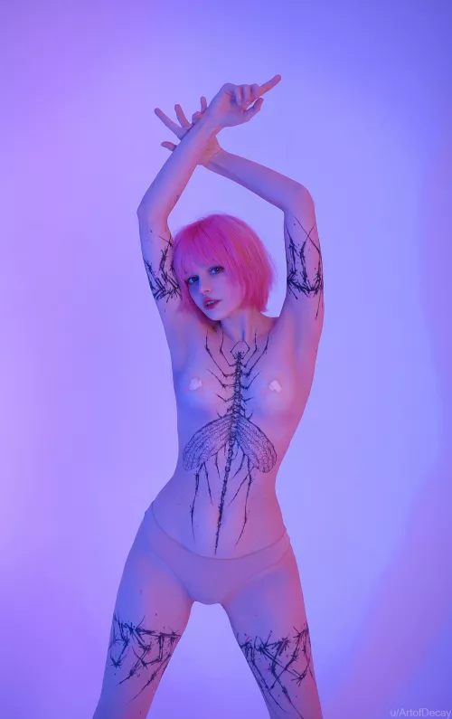 My permanent marker bodypaint on Tenletters by ArtofDecay