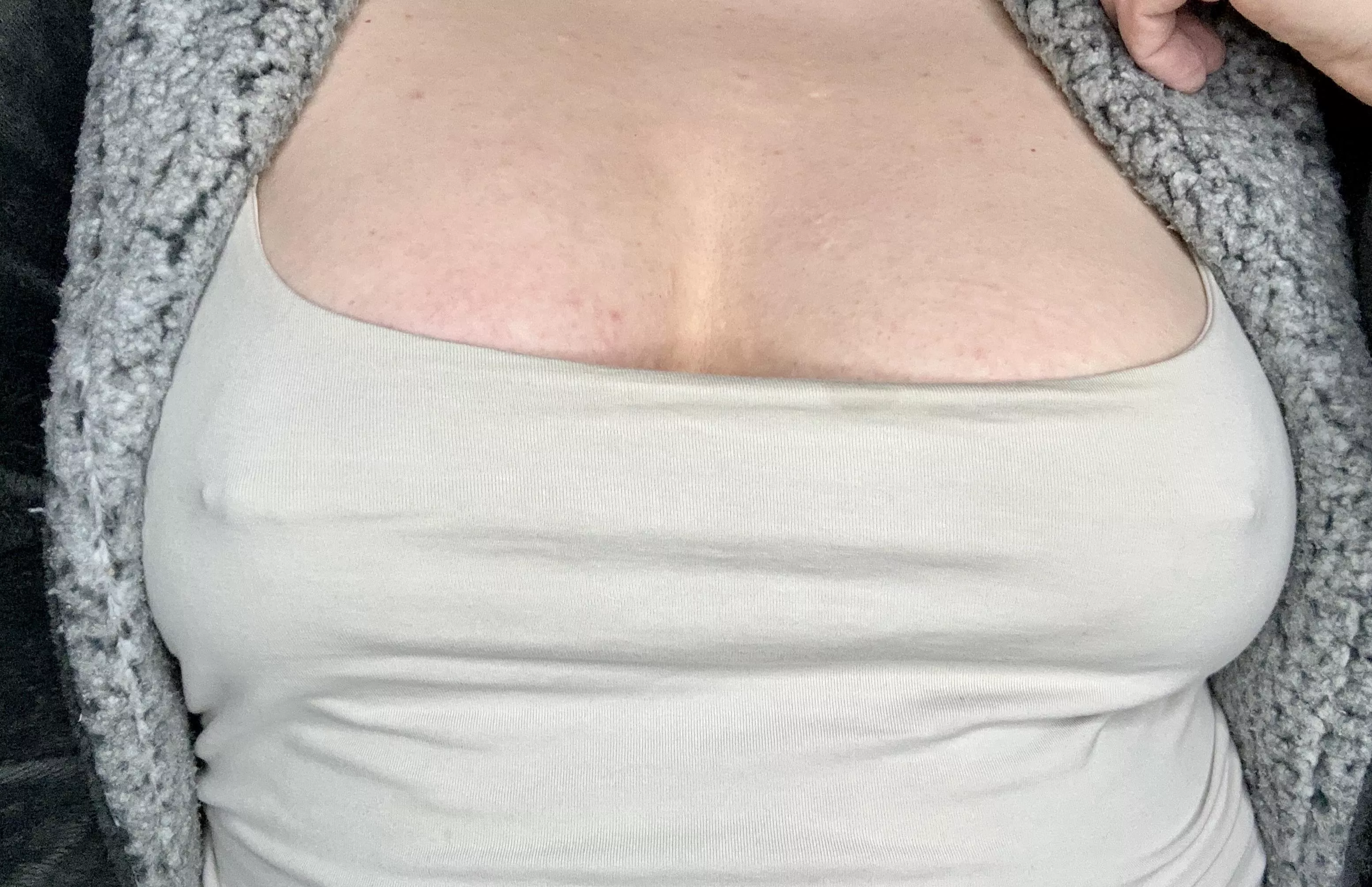 Nearly the weekend, here’s my pokies to celebrate posted by BiSubmissive__