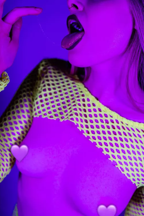 [OC] this is going all over you 😈 by LizzieDeflower