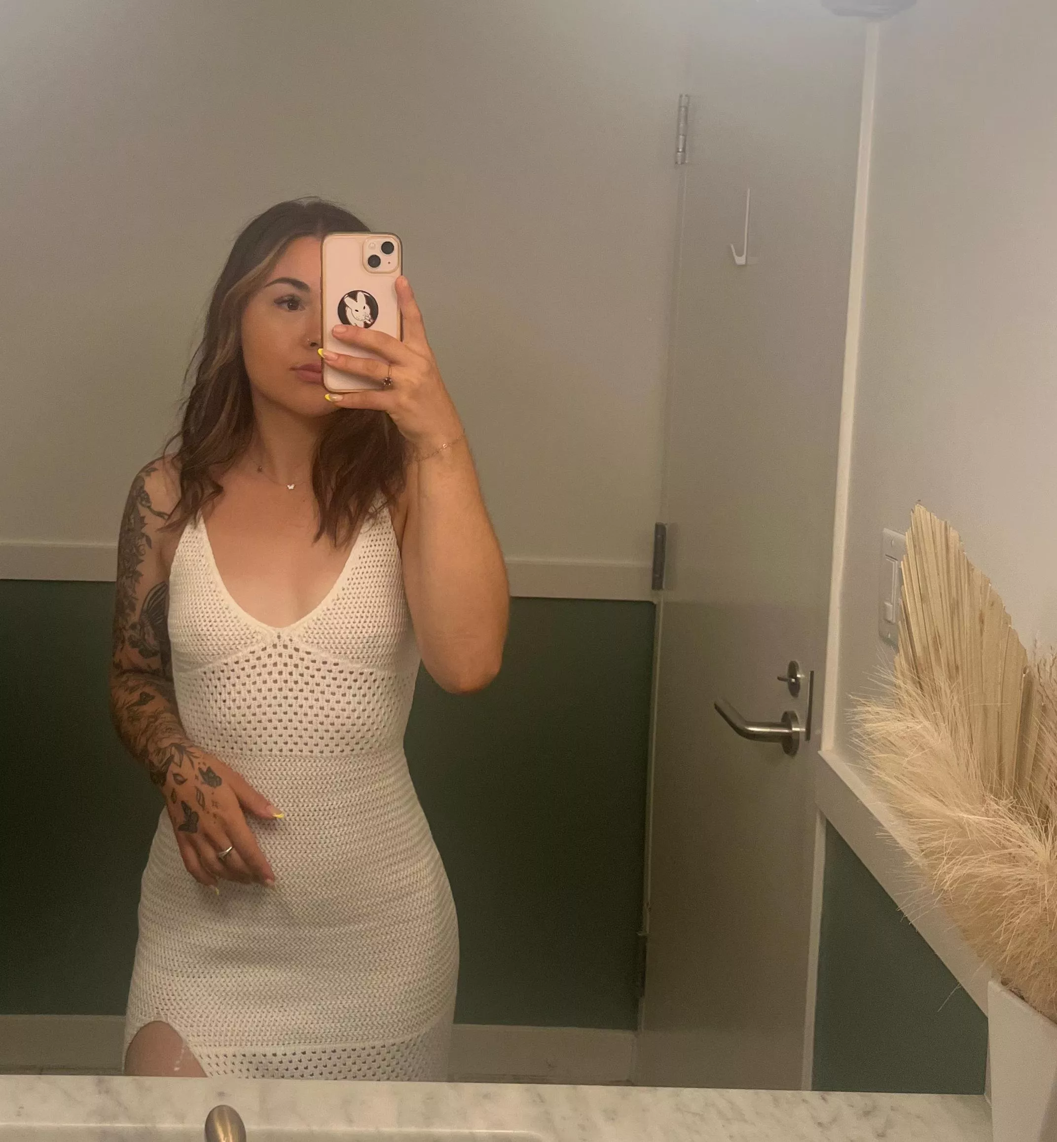 Out for brunch... felt cute 😘 posted by loeehrg