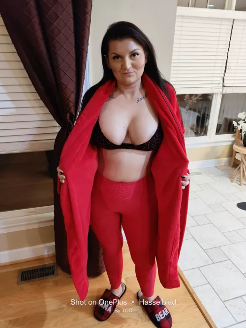 Red robe for the win this morning by Testingthewaters2023