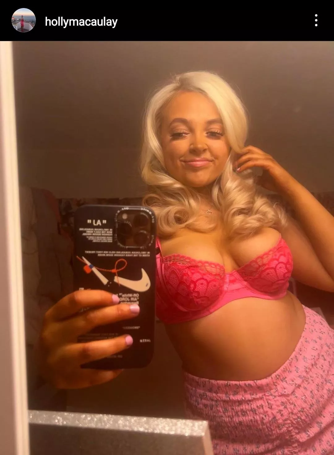 Scottish Slag posted by ukgirls-1