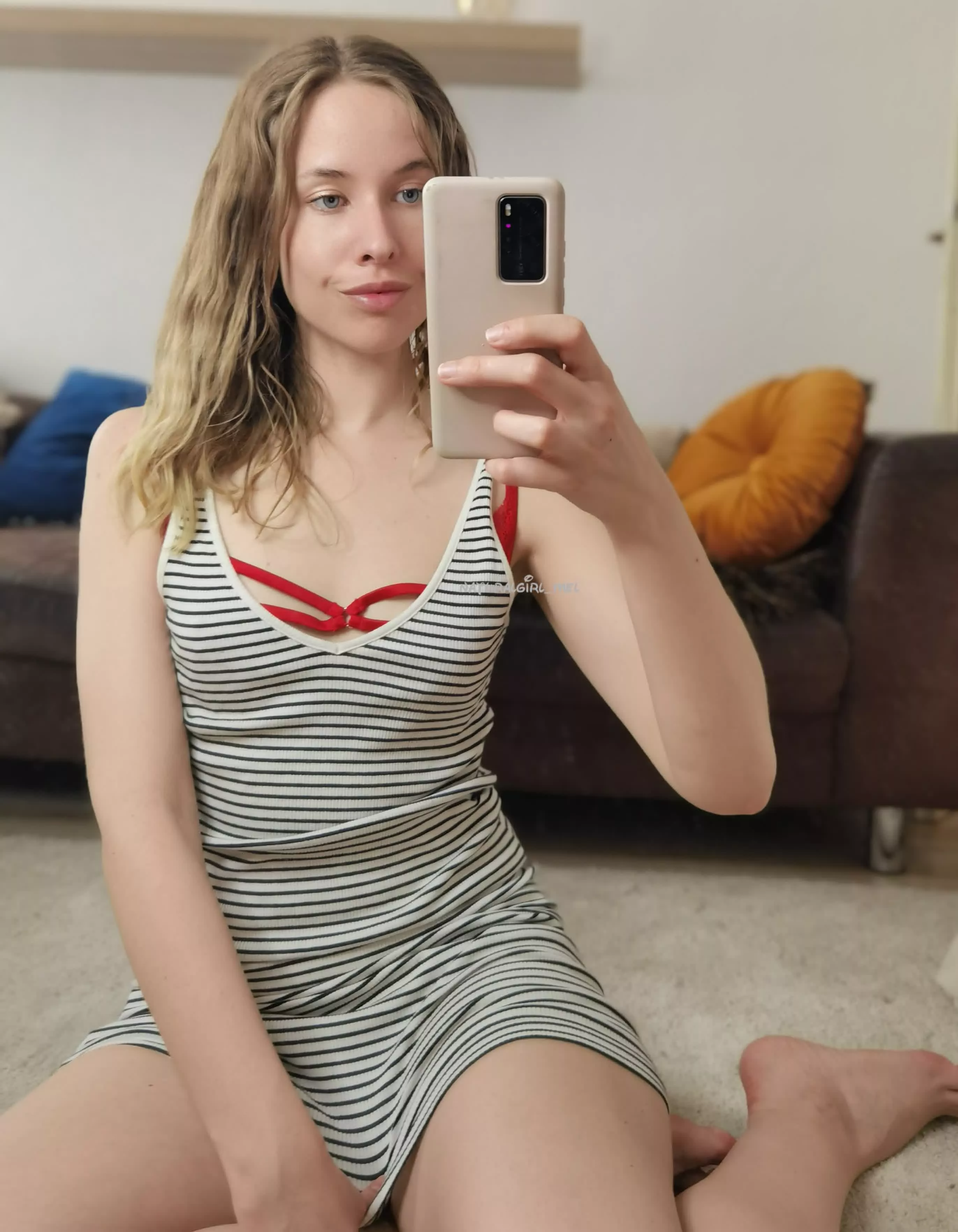 Short dress [F] posted by naturalgirl_mel