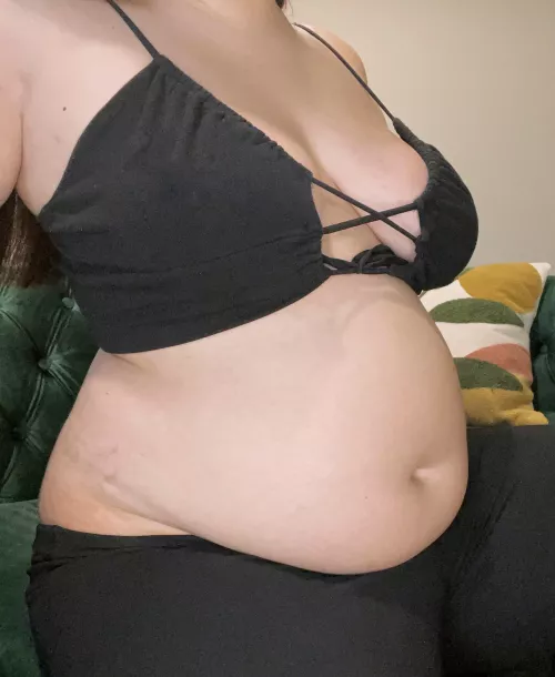 Should I keep growing? by feedxmexdaddy