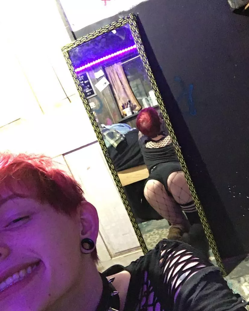 this emo boy wants to be destroyed pls😁 posted by fckmutt