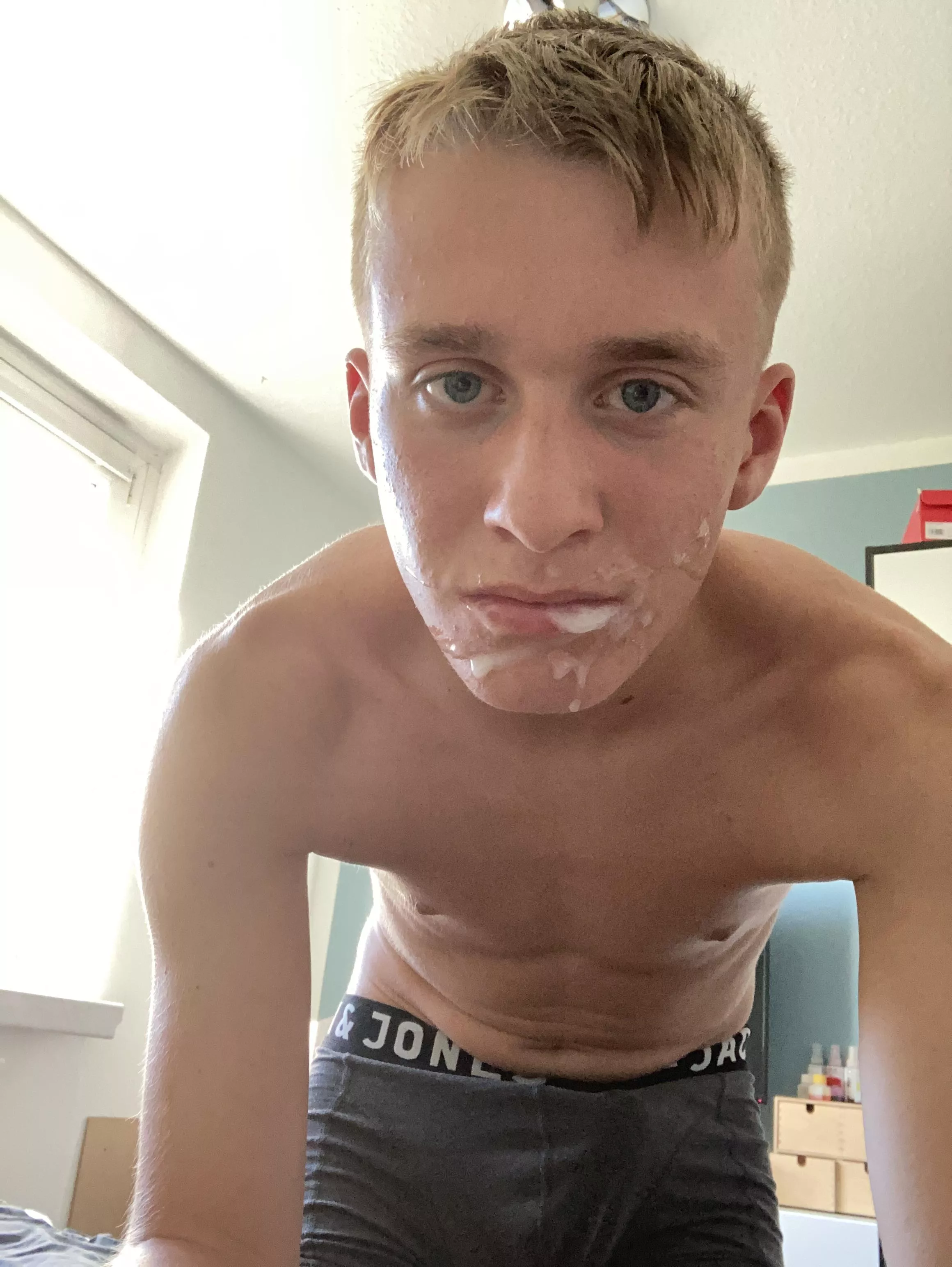 Time to expose the slut 😜 posted by Trhtorben04