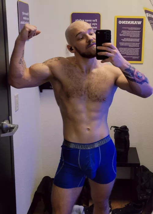 Trimming down, gaining mass, let's go😏 (26) by RickySteel26