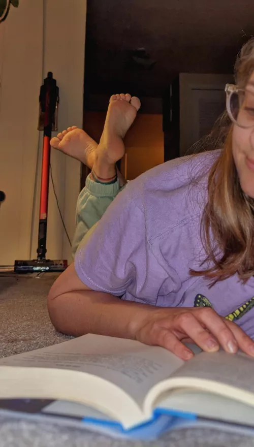 you see me reading like this, what are you doing? 🙈 by onlyfeetts