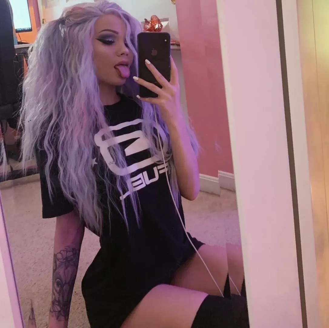 6 months HRT, caged and feminized by MaxinesVibez