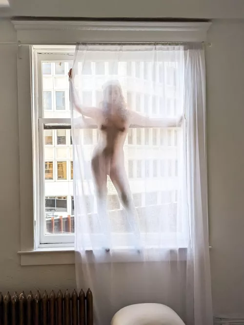 Always look up when you're downtown. by Thefannypack2_0