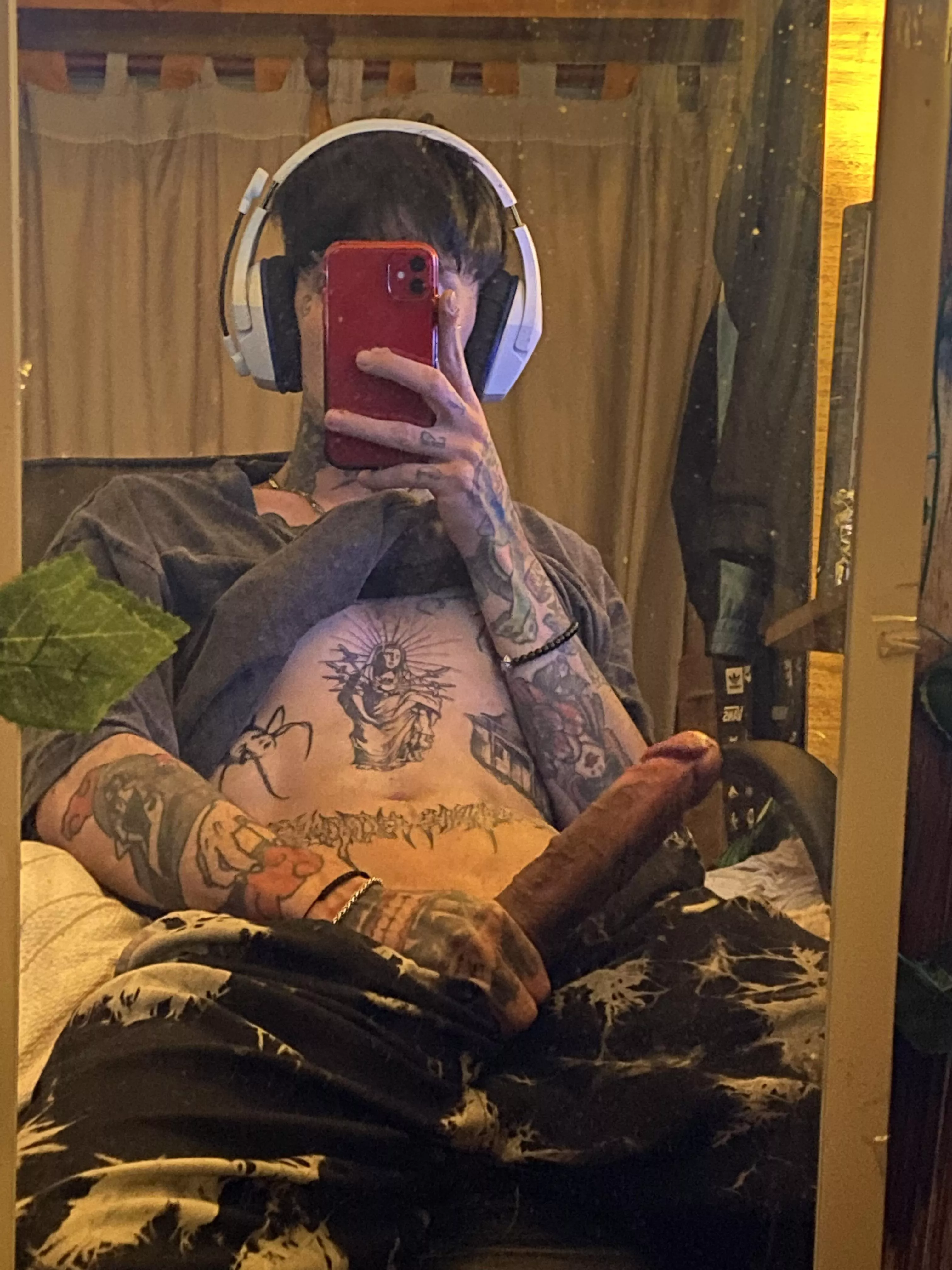 Any cumslut? posted by Regular_Invite1734