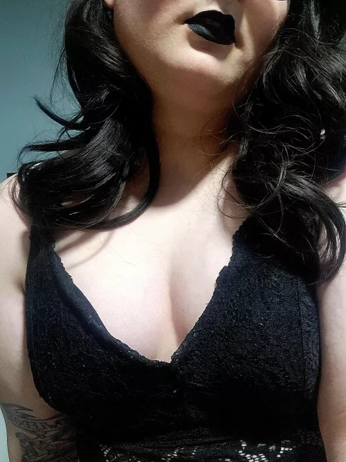 Black lipstick moment by Evie_Something