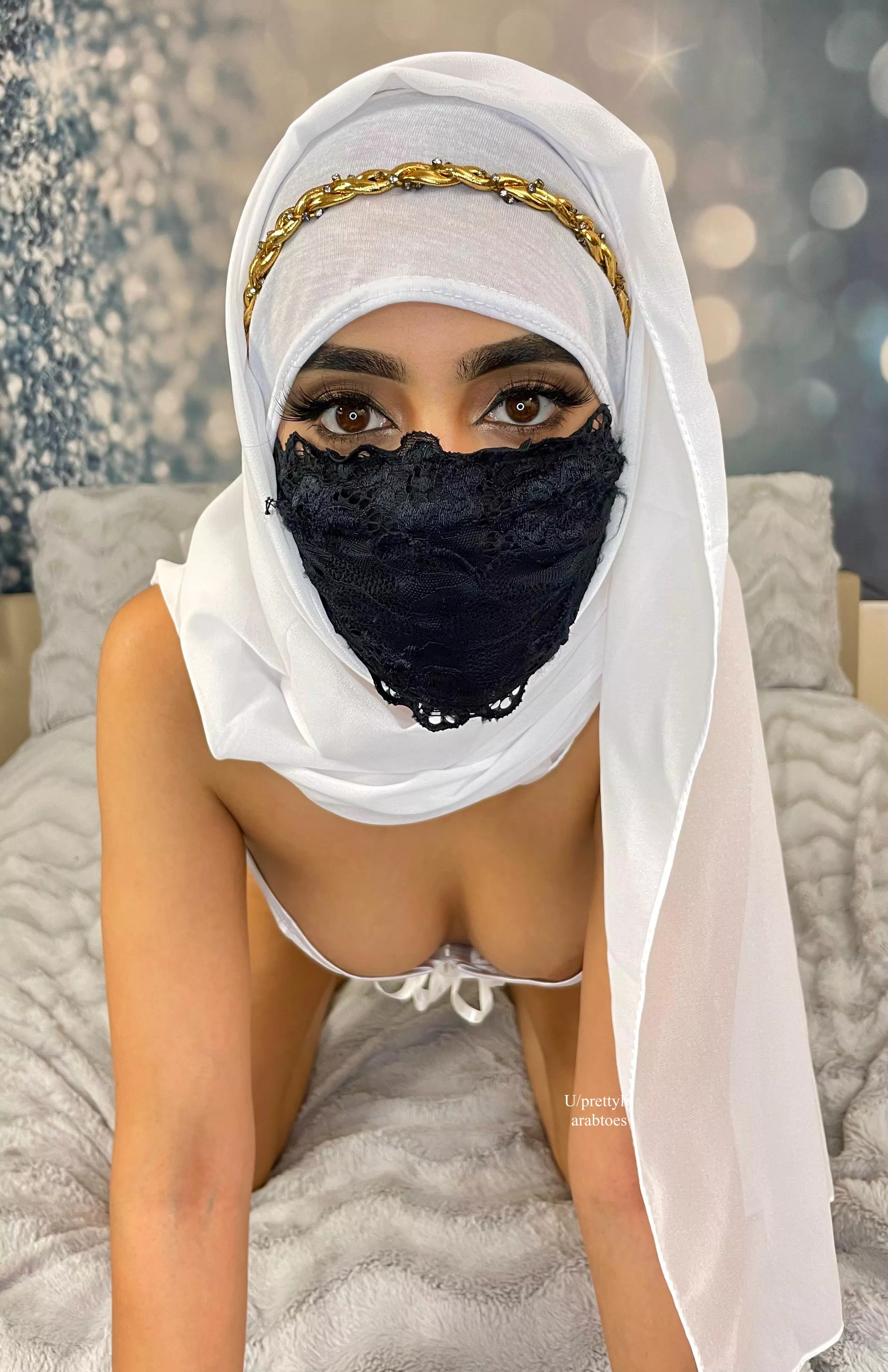 Can you feed me your cock habibi? posted by prettylilarabtoes