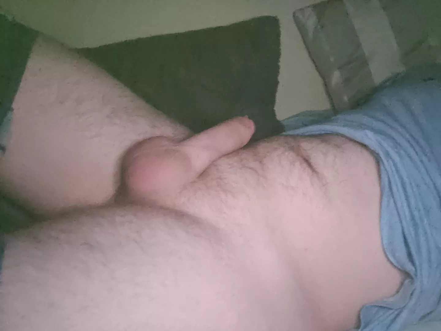 Chubby guy with firm balls posted by ananas173