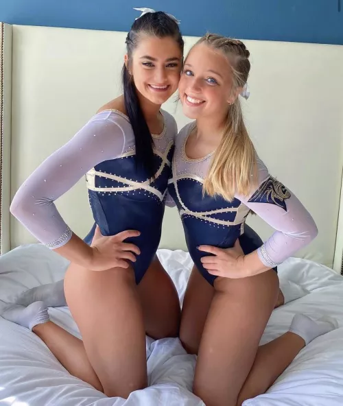 College girls before a tournament by West-Baseball1176