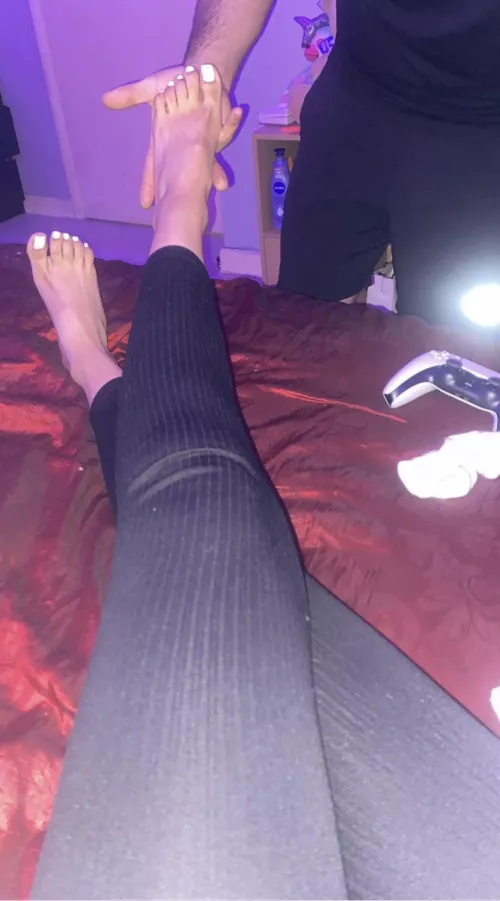 Do you like my white toes just as much as my man does 🤔 by footgoddessxoxo