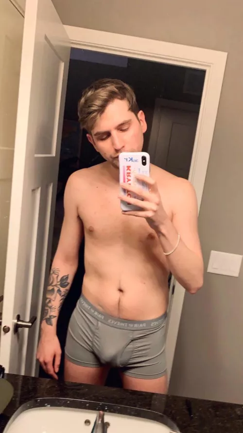 Evening fellas by paulmartinn_