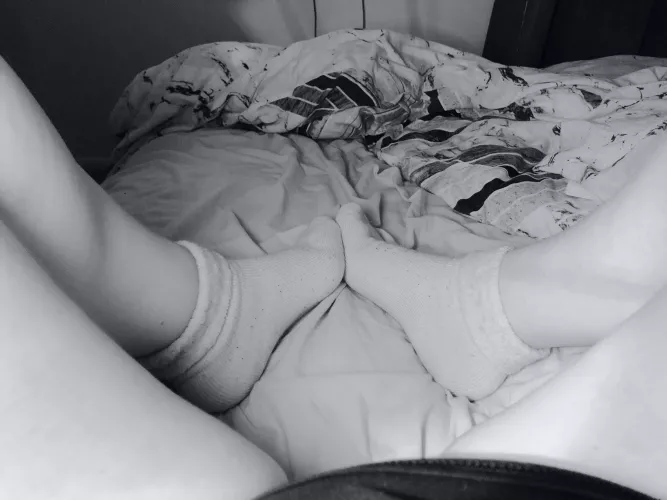 [f] Can’t Sleep 🙄 by Needing_Oxygen