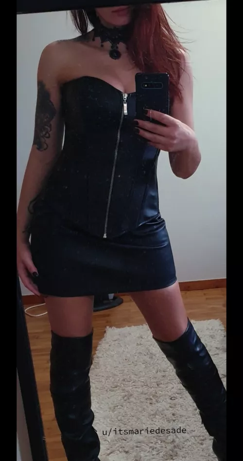 Follow me, we're going on an adventure by itsmariedesade