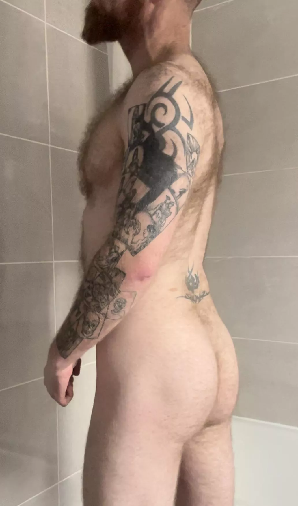 Friday fuzzy butt 😜 posted by gbrad1983