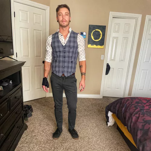 Getting ready for work, the converse style shoes with the outfit seem very Romy and Michelle’s High School Reunion to me 😂 What do you think? by theleoprince