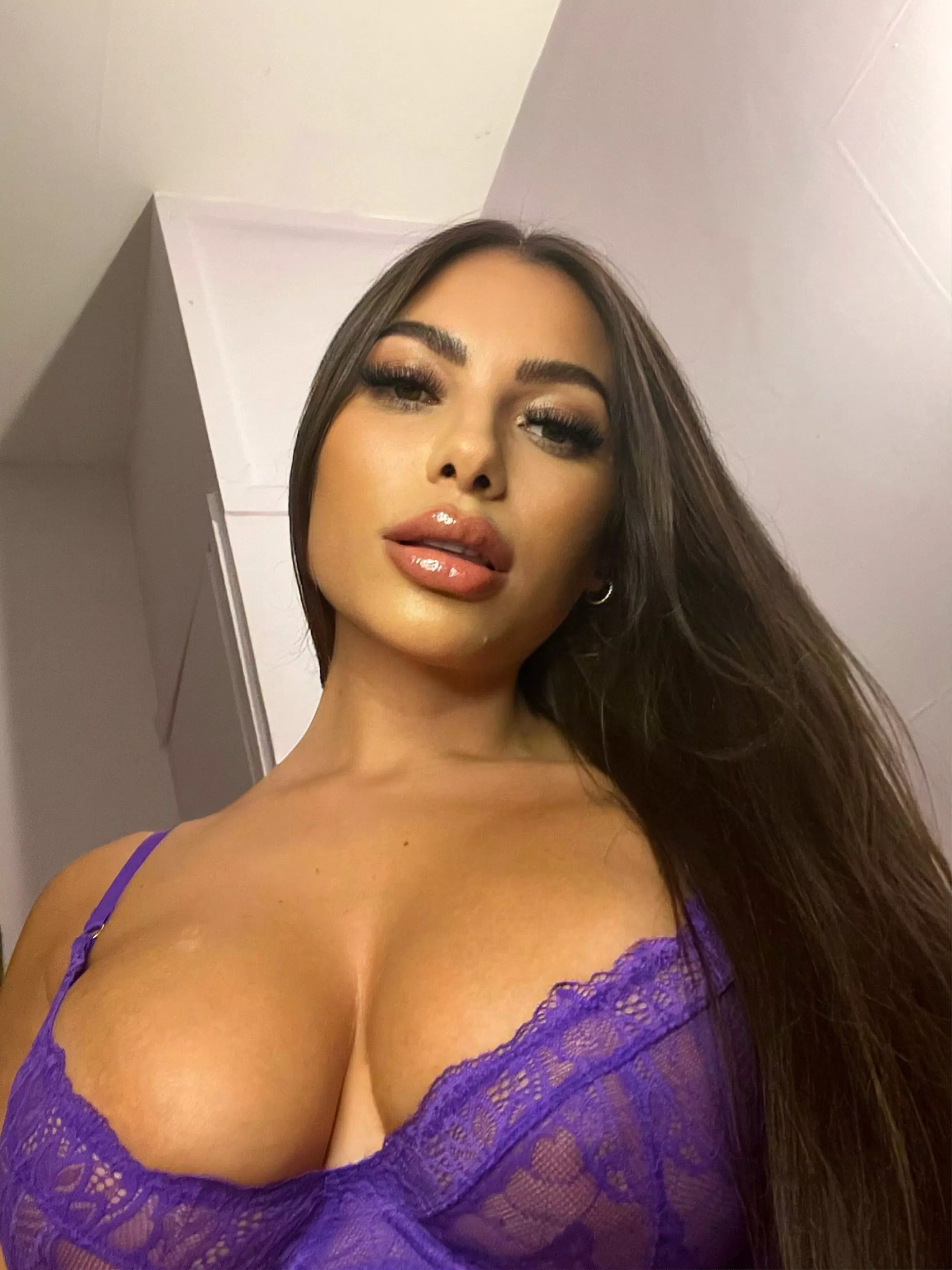 Give me your boner baby 😈 posted by _Kenza00