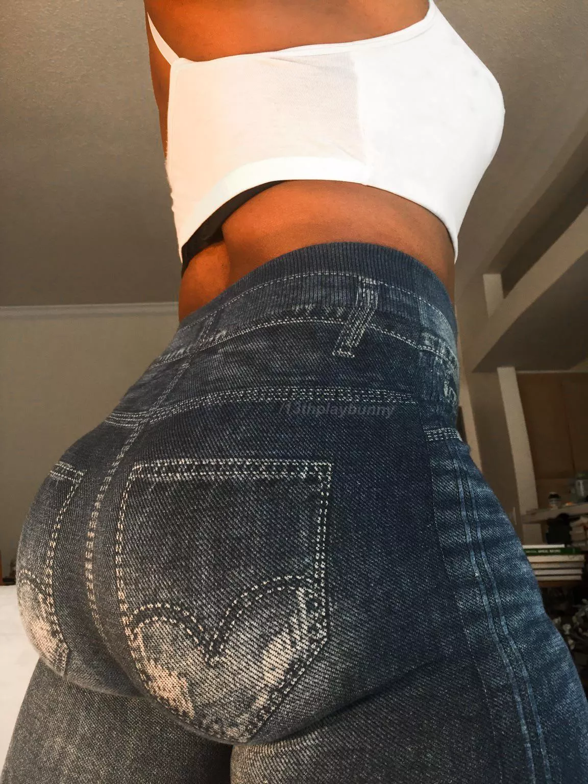 Grab on these please🫦 [T] posted by 13thplaybunny