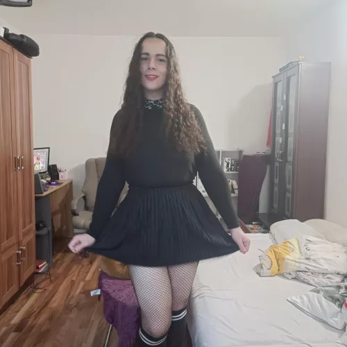 Happy Femboy Fridayyy ! anyone want to cuddle ? by samuelbakos1234