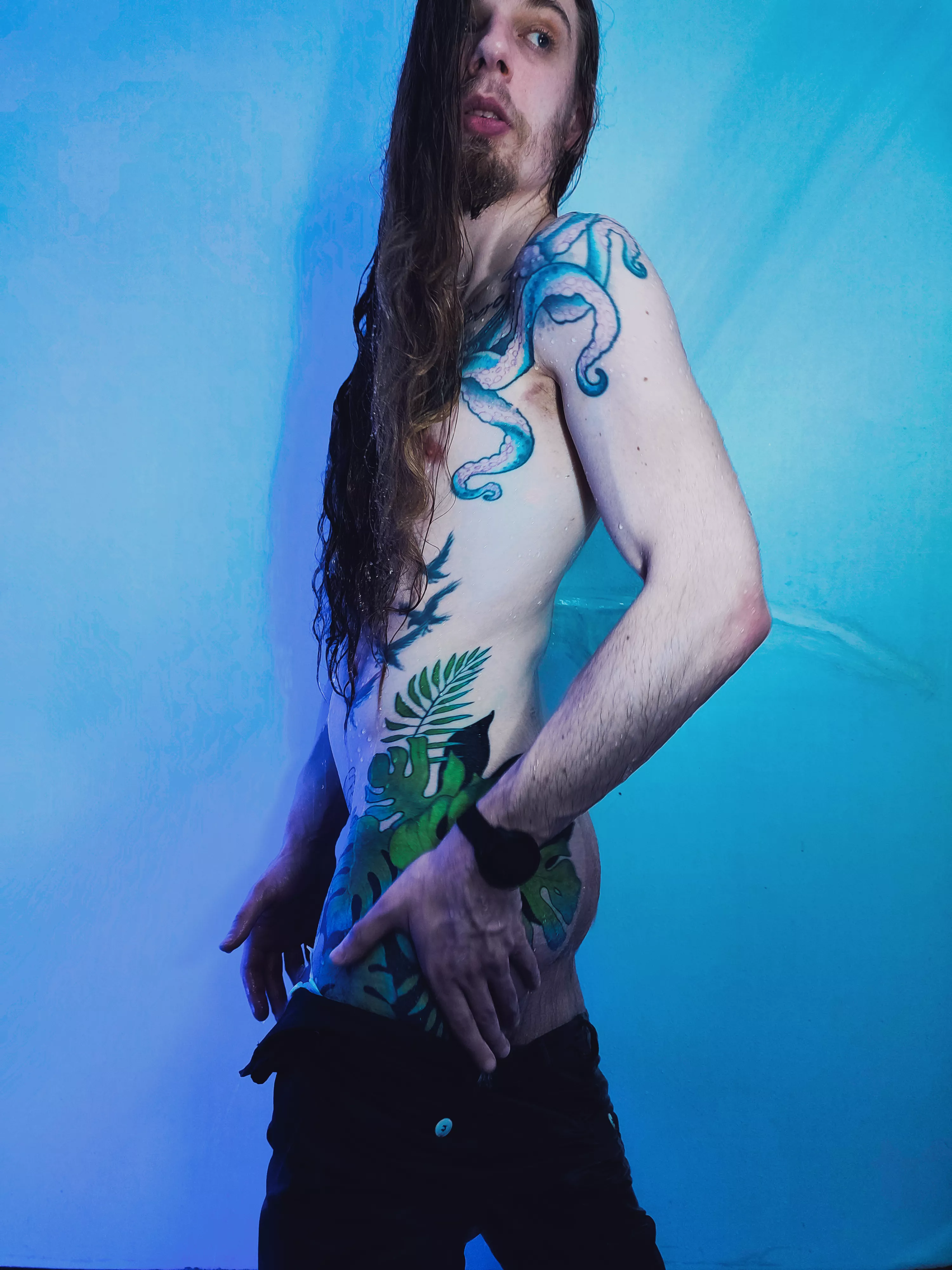 have a great weekend 😜 posted by naku13