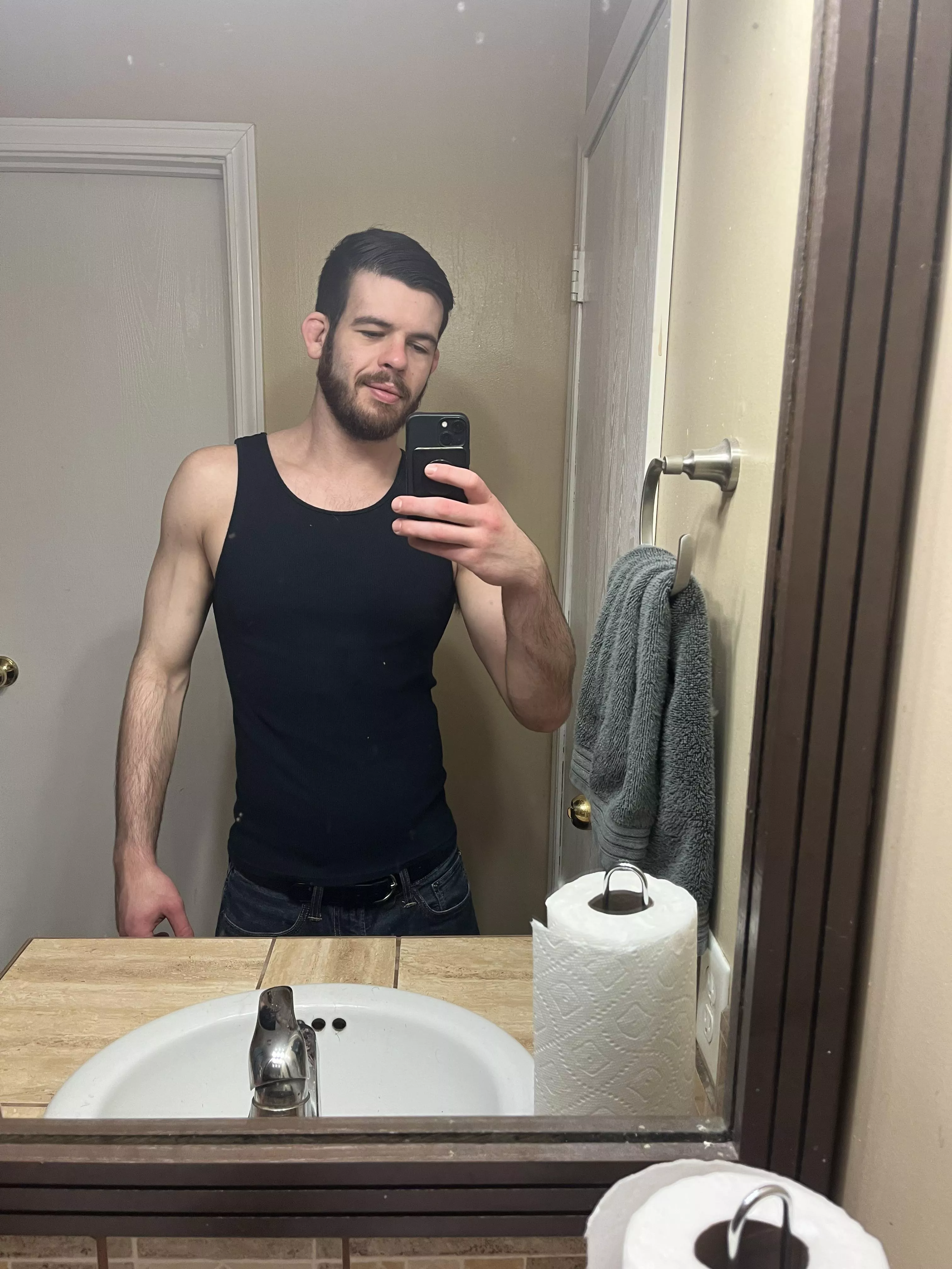 Hello friends!:) posted by pinkpeach6969