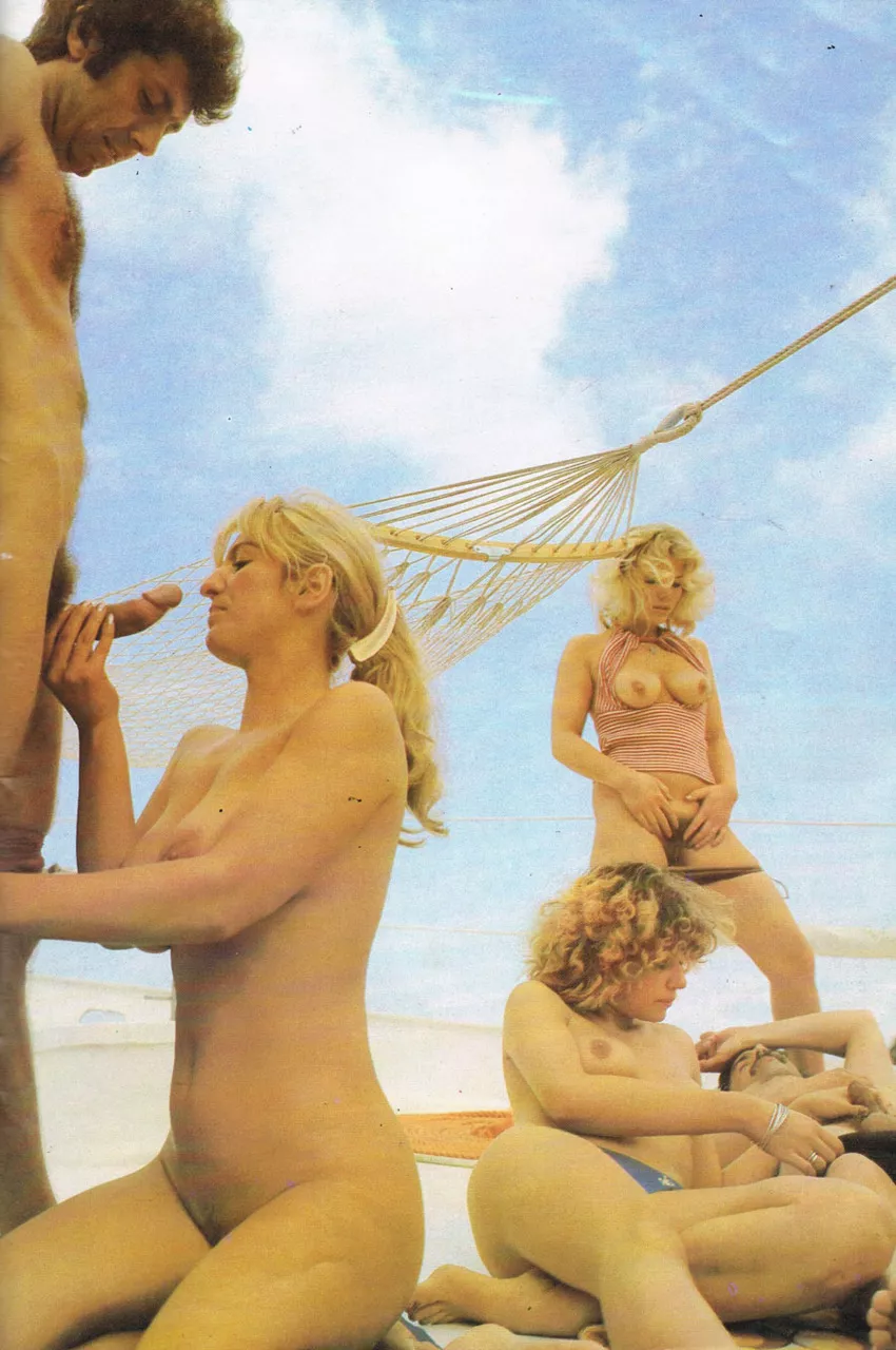 Hippie orgy posted by Imaginary-Ebb1932