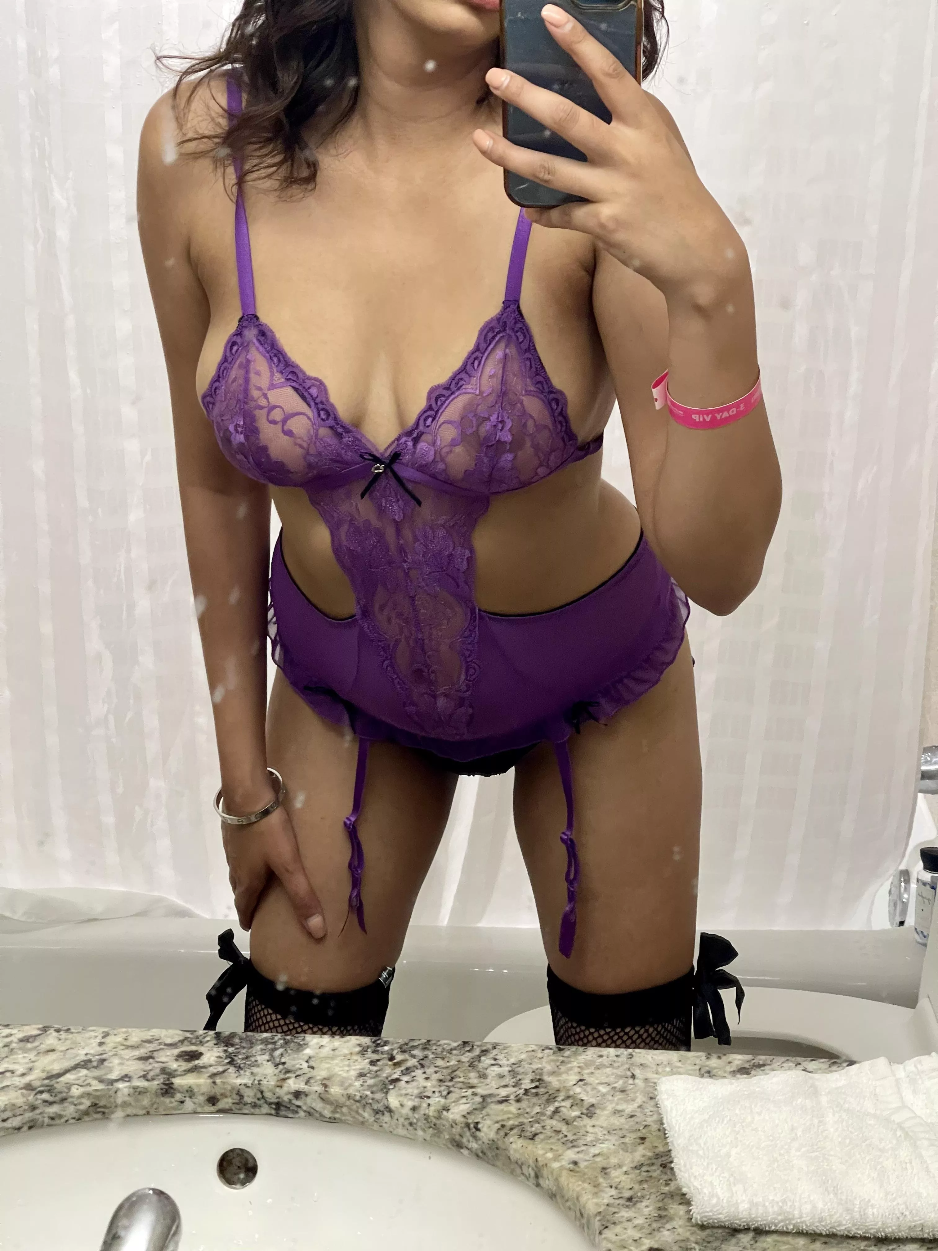 Hot for an Indian wife? [f] posted by UrFavBrownie