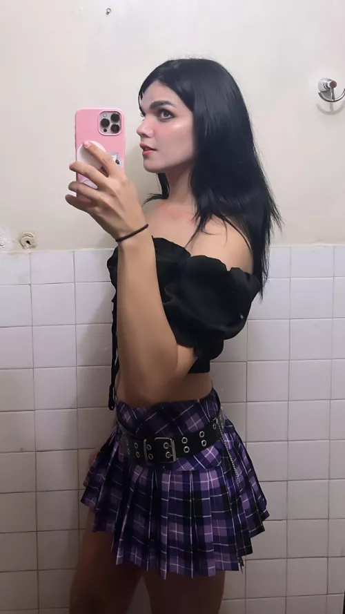 I don’t feel good so a compliment would def make my day better :3 by samaramagica