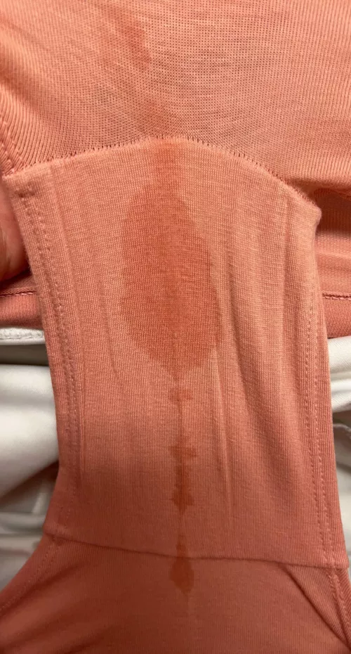 I love when people have no idea how wet i am at work 🤤 by secretelyxthick