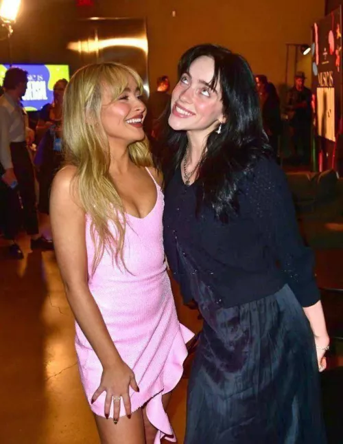 I think it’s time we all admit how bi we wanna get for Billie and or Sabrina by visual_voice2