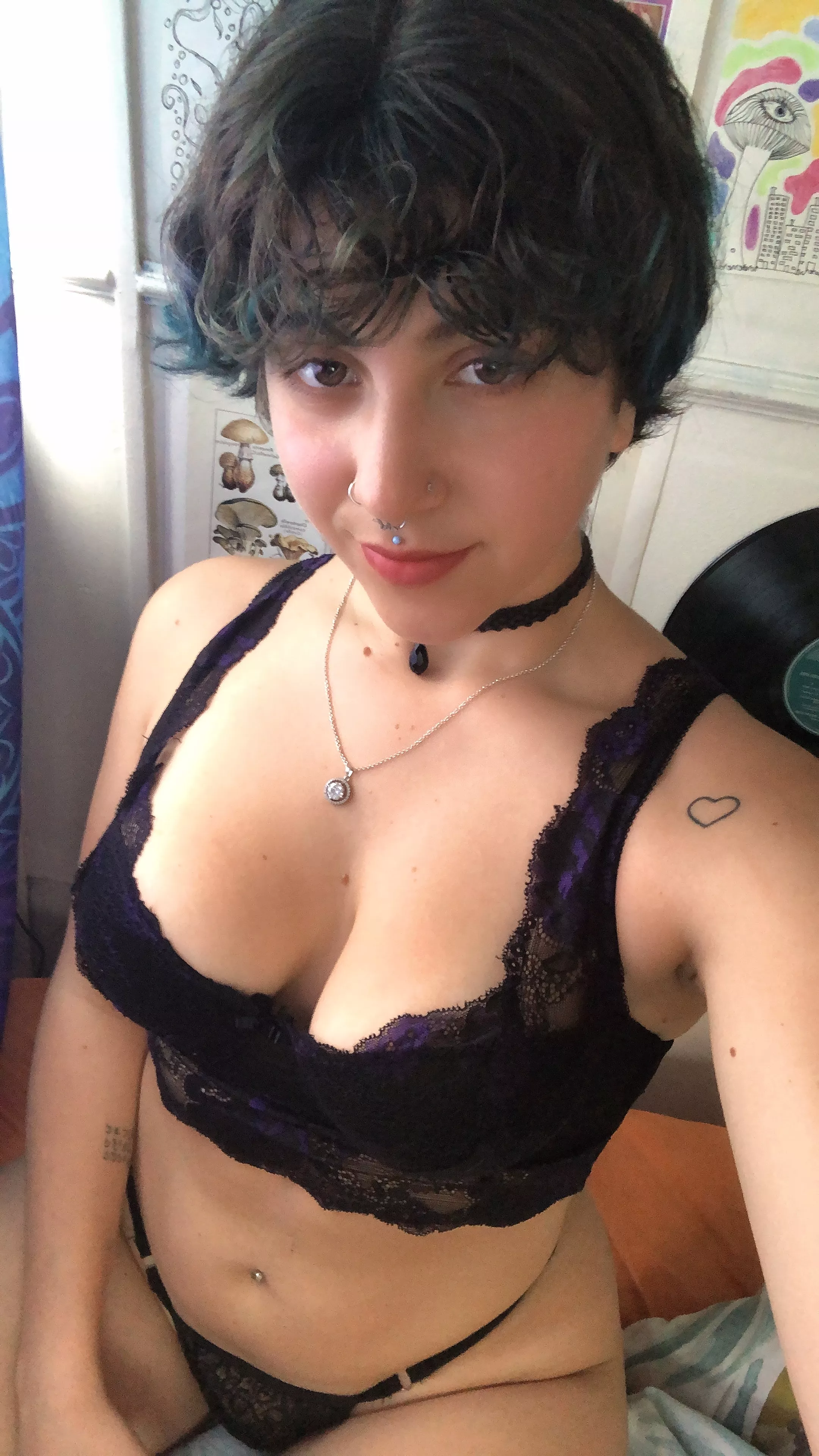 i'd like to have a different choker, please? posted by FarmerSquare9813