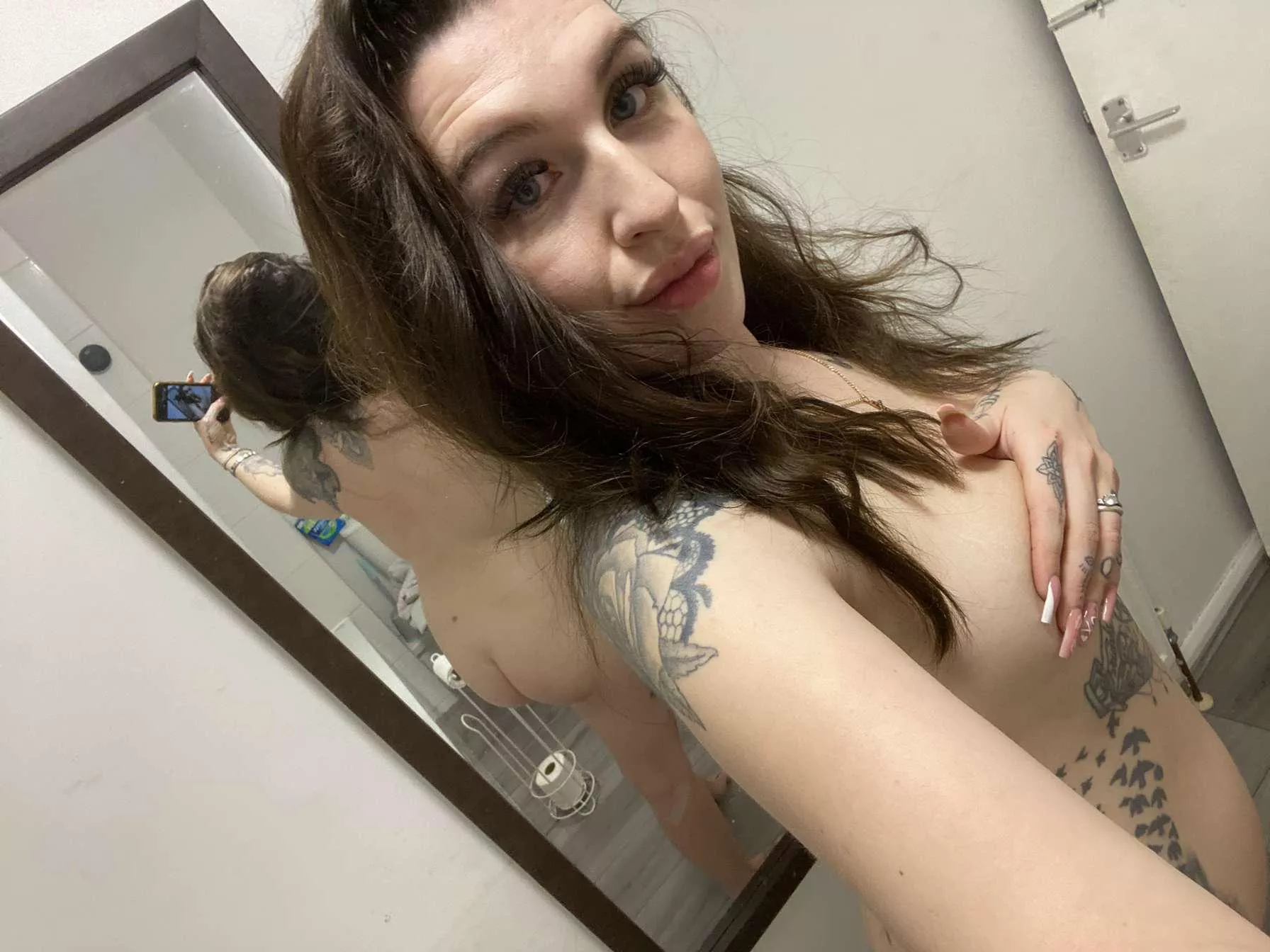 Isit a hard morning posted by Thesimmms