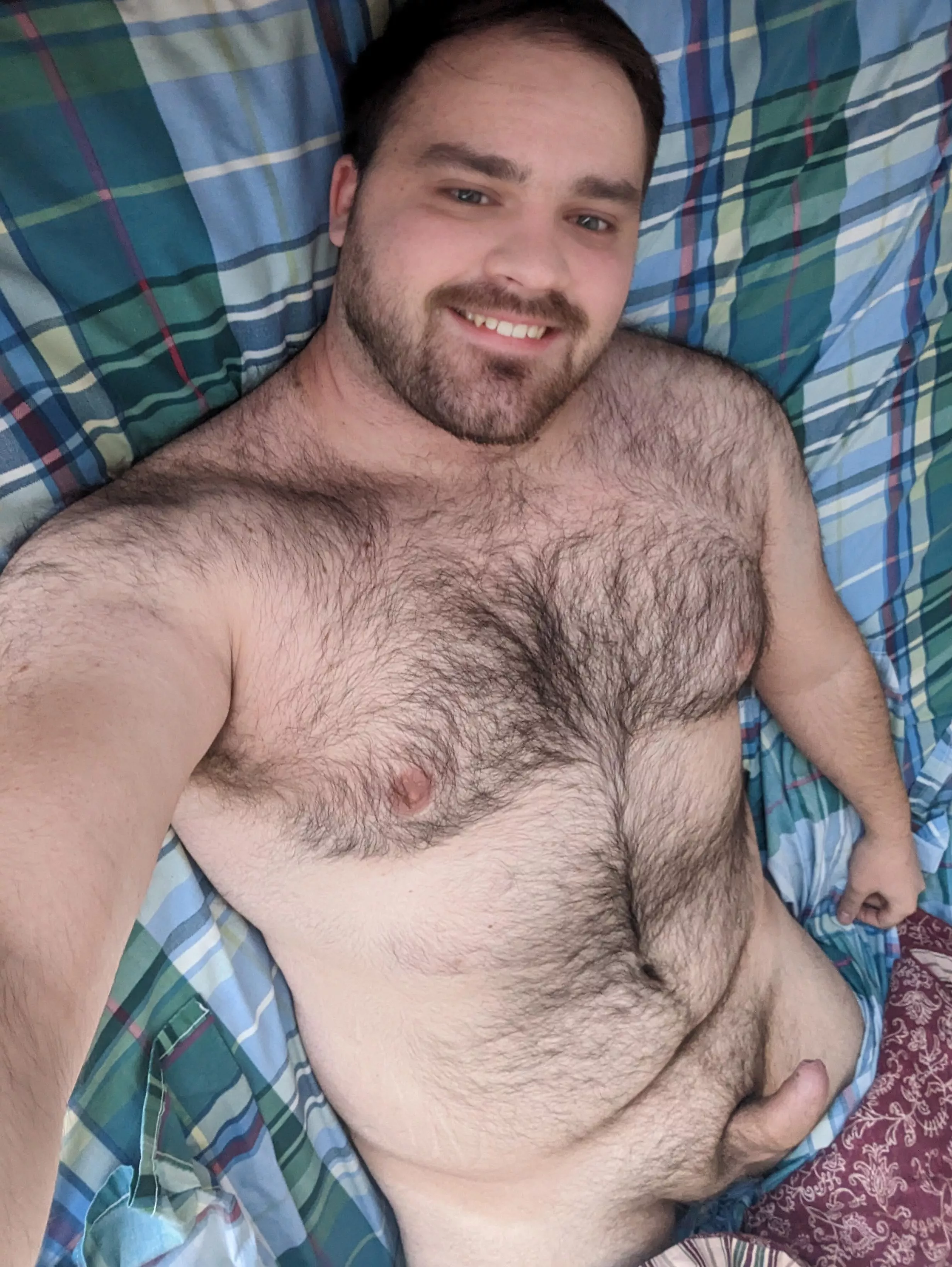 Keep A Handsome Man Company? posted by NSFW_Ders