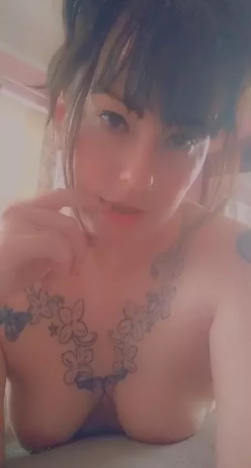 Let me pull your cock out for a minute by MistyPlay