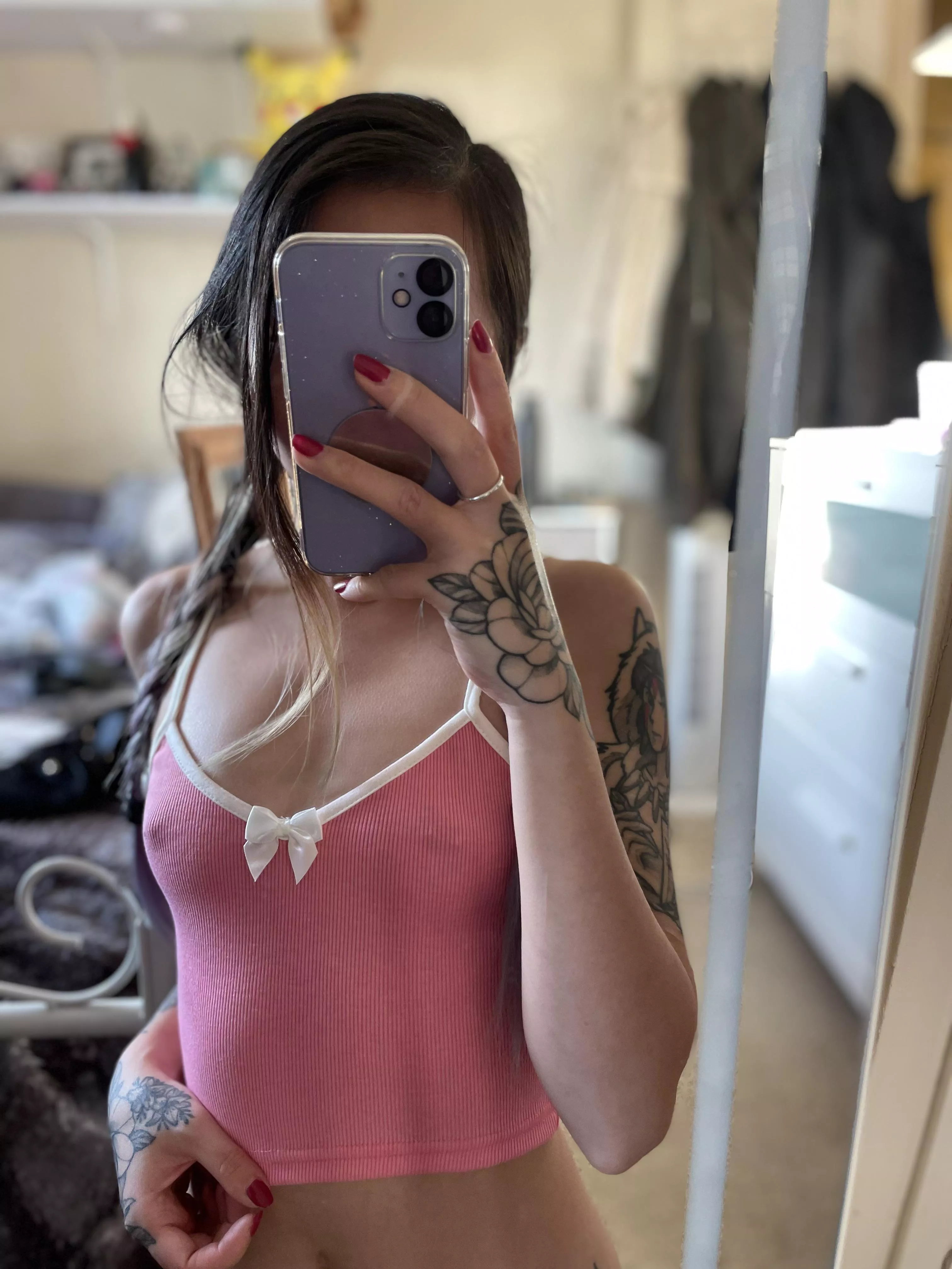 New top to tease the public with 😉 posted by buttslutt10