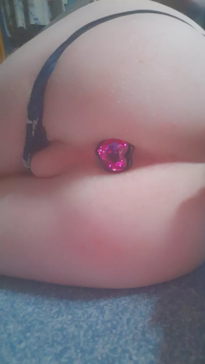 Plump femboy butt 🍑❤ posted by Thatfurryfemboy